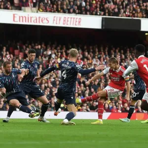 Martin Odegaard Scores Fifth Goal: Arsenal FC Dominates Nottingham Forest in Premier League (2022-23)