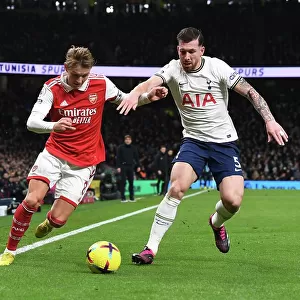 Martin Odegaard vs. Pierre-Emile Hojbjerg: Battle in the Premier League - Tottenham Hotspur vs. Arsenal FC (2022-23)