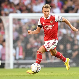 Martin Odegaard's Brilliant Debut: Arsenal's Triumph Over Fulham in 2022-23 Premier League Opener