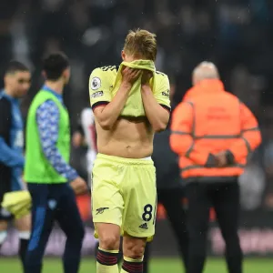 Martin Odegaard's Emotional Reaction: Newcastle United vs. Arsenal, Premier League 2021-22 Martin Odegaard's Emotional Reaction: Newcastle United vs. Arsenal, Premier League 2021-22