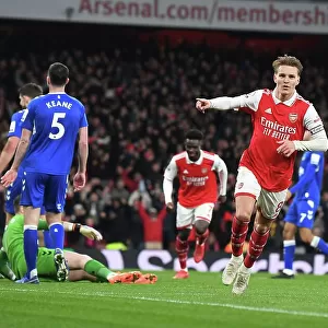 Martin Odegaard's Stunner: Arsenal's Triumphant 3-0 Over Everton in the 2022-23 Premier League