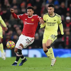 Martinelli Closes In: Intense Battle Between Manchester United's Sancho and Arsenal's Rising Star in Premier League Clash Martinelli Closes In: Intense Battle Between Manchester United's Sancho and Arsenal's Rising Star in Premier League Clash