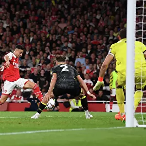 Martinelli Scores Arsenal's Second Goal: Arsenal FC vs Aston Villa, Premier League 2022-23