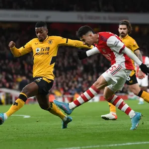 Martinelli vs. Semedo: Intense Shootout at Emirates Stadium - Arsenal vs. Wolverhampton Wanderers, Premier League 2021-22