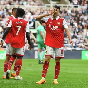 Martinelli's Own Goal Seces Victory for Arsenal over Newcastle