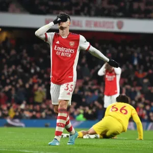 Martinelli's Premier League Battle: Arsenal vs Liverpool, 2021-22