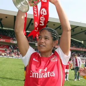 Mary Phillip (Arsenal) with the FA Cup Trophy