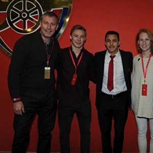 The matchball sponsor with Alexis Sanchez (Arsenal)