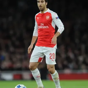 Mathieu Flamini in Action: Arsenal vs. Dinamo Zagreb, 2015-16 UEFA Champions League Mathieu Flamini in Action: Arsenal vs. Dinamo Zagreb, 2015-16 UEFA Champions League