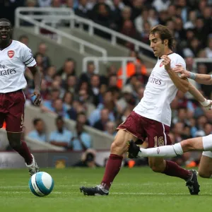 Mathieu Flamini (Arsenal) Lee Bowyer (West Ham)