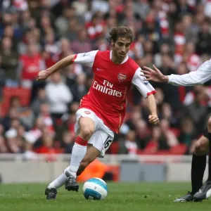 Mathieu Flamini (Arsenal) Peter Crouch (Liverpool)