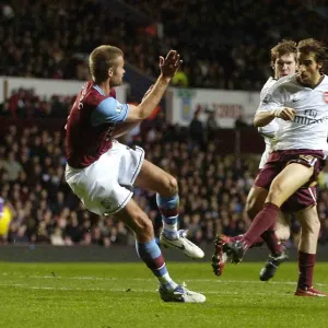 Mathieu Flamini shoots past Olof Mellberg to score the 1st Arsenal goal