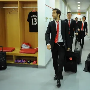 Mathieu Flamini's Pre-Match Routine: Arsenal Changing Room (2015, Premier League vs Sunderland) Mathieu Flamini's Pre-Match Routine: Arsenal Changing Room (2015, Premier League vs Sunderland)