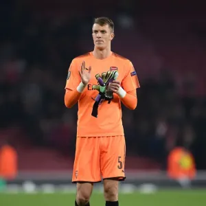 Matt Macey: Arsenal FC's Determined Goalkeeper in Europa League Clash Against Crvena Zvezda