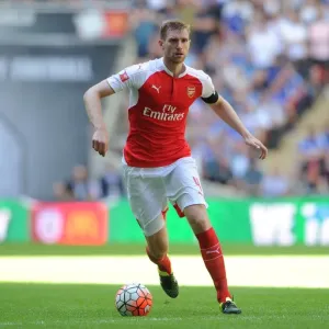 Per Mertesacker in Action: Arsenal vs. Chelsea - FA Community Shield 2015-16 Per Mertesacker in Action: Arsenal vs. Chelsea - FA Community Shield 2015-16