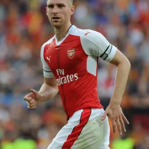 Per Mertesacker in Action: Arsenal's Pre-Season Clash against RC Lens (2016) Per Mertesacker in Action: Arsenal's Pre-Season Clash against RC Lens (2016)
