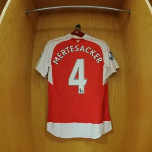 Per Mertesacker (Arsenal) kit. Arsenal 0: 2 West Ham United. Barclays Premier League
