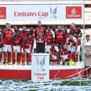 Per Mertesacker Lifts Emirates Cup: Arsenal's Victory over Sevilla (2017)