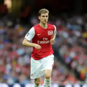 Per Mertesacker Scores the Winning Goal: Arsenal 1-0 Swansea City, Premier League 2011-12 Per Mertesacker Scores the Winning Goal: Arsenal 1-0 Swansea City, Premier League 2011-12