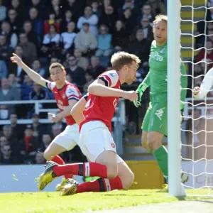 Per Mertesacker's Header: Arsenal's Lone Goal in Fulham Clash (April 2013)