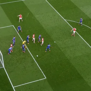 Per Mertesacker's Shot at Glory: Arsenal vs. Chelsea, Premier League 2015 Per Mertesacker's Shot at Glory: Arsenal vs. Chelsea, Premier League 2015
