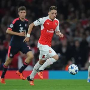 Mesut Ozil in Action: Arsenal FC vs. FC Bayern Munchen - UEFA Champions League 2015/16 Mesut Ozil in Action: Arsenal FC vs. FC Bayern Munchen - UEFA Champions League 2015/16