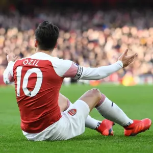 Mesut Ozil in Action: Arsenal vs Burnley, Premier League 2018-19