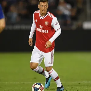 Mesut Özil in azione: Arsenal contro i Colorado Rapids del 2019 Mesut Özil in azione: Arsenal contro i Colorado Rapids del 2019