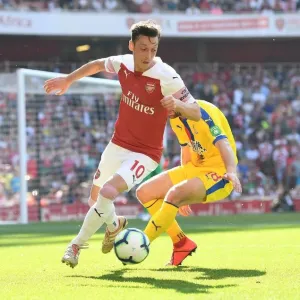 Mesut Ozil in Action: Arsenal vs Crystal Palace, Premier League 2018-19