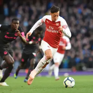 Mesut Ozil in Action: Arsenal vs. Everton, Premier League 2018-19