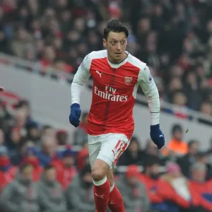 Mesut Ozil in Action: Arsenal vs Hull City, Premier League 2016-17