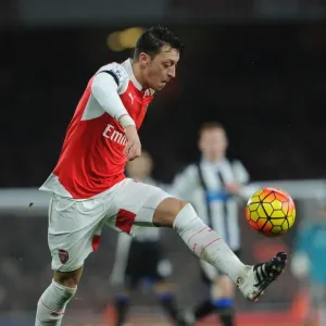 Mesut Ozil in Action: Arsenal vs Newcastle United, Premier League 2015-16