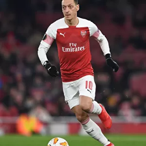 Mesut Ozil in Action: Arsenal vs Qarabag, UEFA Europa League 2018-19