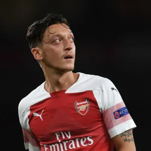 Mesut Ozil in Action: Arsenal vs. Vorskla Poltava, UEFA Europa League 2018-19