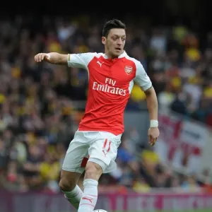 Mesut Ozil in Action: Arsenal vs. Watford, Premier League 2015-16 Mesut Ozil in Action: Arsenal vs. Watford, Premier League 2015-16
