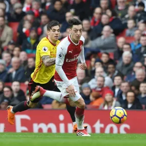 Mesut Ozil in Action: Arsenal vs. Watford, Premier League 2017-18