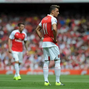 Mesut Ozil in Action: Arsenal vs. West Ham United, 2015-16 Premier League
