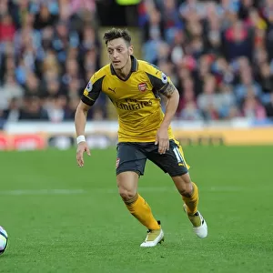 Mesut Ozil: In Action against Burnley, Premier League 2016-17