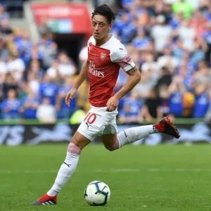 Mesut Ozil in Action: Cardiff City vs Arsenal, Premier League 2018-19 Mesut Ozil in Action: Cardiff City vs Arsenal, Premier League 2018-19