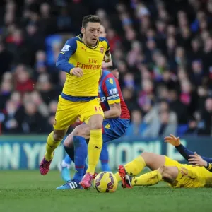 Mesut Ozil in Action: Crystal Palace vs. Arsenal, Premier League 2014-15