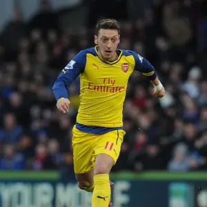 Mesut Ozil in Action: Crystal Palace vs Arsenal, Premier League 2014-15