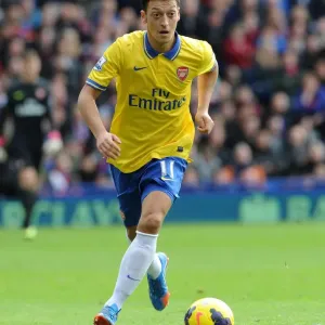 Mesut Ozil in Action: Crystal Palace vs Arsenal, Premier League 2013-14