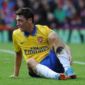 Mesut Ozil in Action: Crystal Palace vs Arsenal, Premier League 2013-14