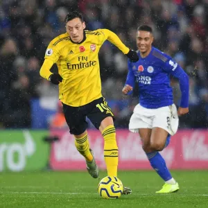 Mesut Ozil Print - Leicester City vs. Arsenal (2019-20) Mesut Ozil Print - Leicester City vs. Arsenal (2019-20)