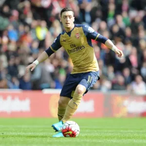 Mesut Ozil: In Action Against Sunderland, Premier League 2015-16