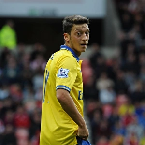 Mesut Ozil in Action: Sunderland vs Arsenal, Premier League 2013-14
