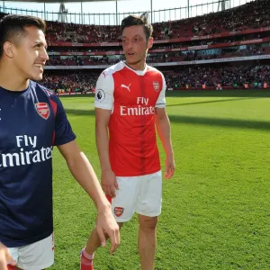 Mesut Ozil and Alexis Sanchez: A Moment of Connection at Arsenal's Emirates Stadium (Arsenal v Everton 2016-17) Mesut Ozil and Alexis Sanchez: A Moment of Connection at Arsenal's Emirates Stadium (Arsenal v Everton 2016-17)