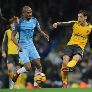 Mesut Ozil (Arsenal) Fernando (Man City). Manchester City 2: 1 Arsenal. Premier League