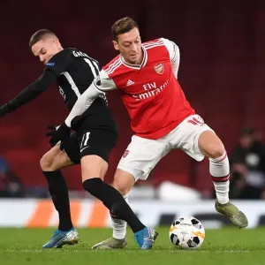 Mesut Ozil (Arsenal) Filip Kostic (Eintracht)