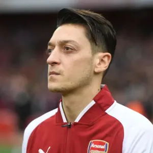 Mesut Ozil: Arsenal Football Club - Arsenal vs Watford, Premier League (2017-18)
